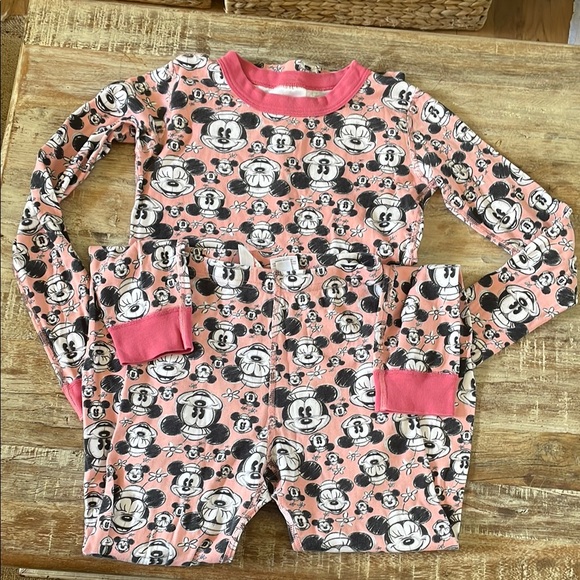 Hanna Andersson Other - Hanna Andersson Disney pajama set